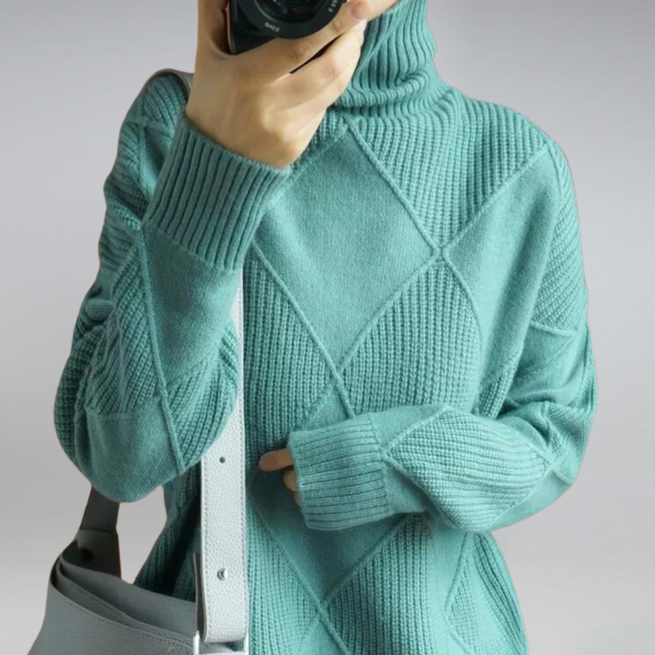 ELLA | CASHMERE TURTLENECK SWEATER