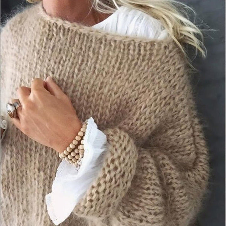 LEA | STYLISH AND TRENDY KNIT SWEATER